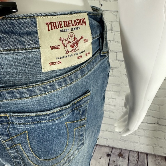 True Religion Maisie Shorts. - Picture 4 of 6